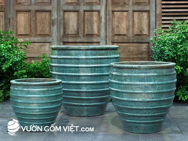 chậu gốm sân vườn