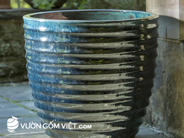 chậu gốm sân vườn