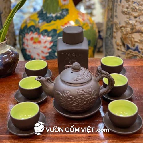 Bộ trà tử sa Bát Tràng đắp hoa nổi