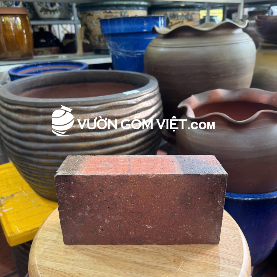 Gạch gốm ốp tường