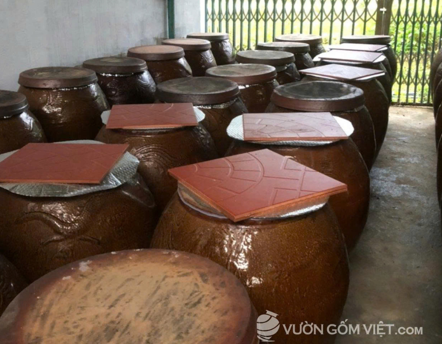lu sành ủ rượu