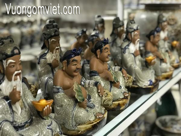 Thay đồ thờ cúng dịp tết
