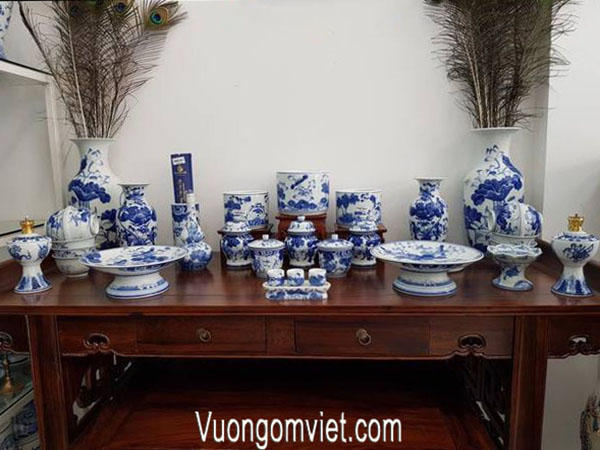 bàn thờ gia tiên ngày Tết
