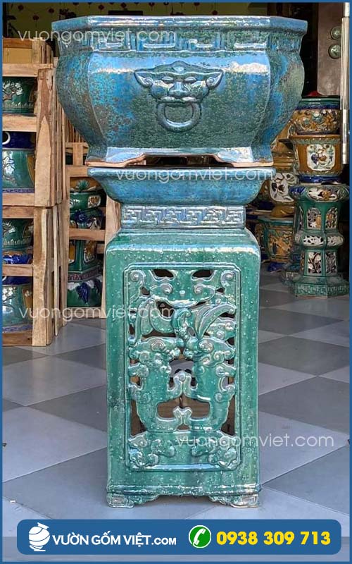 Đôn vuông khắc hoa