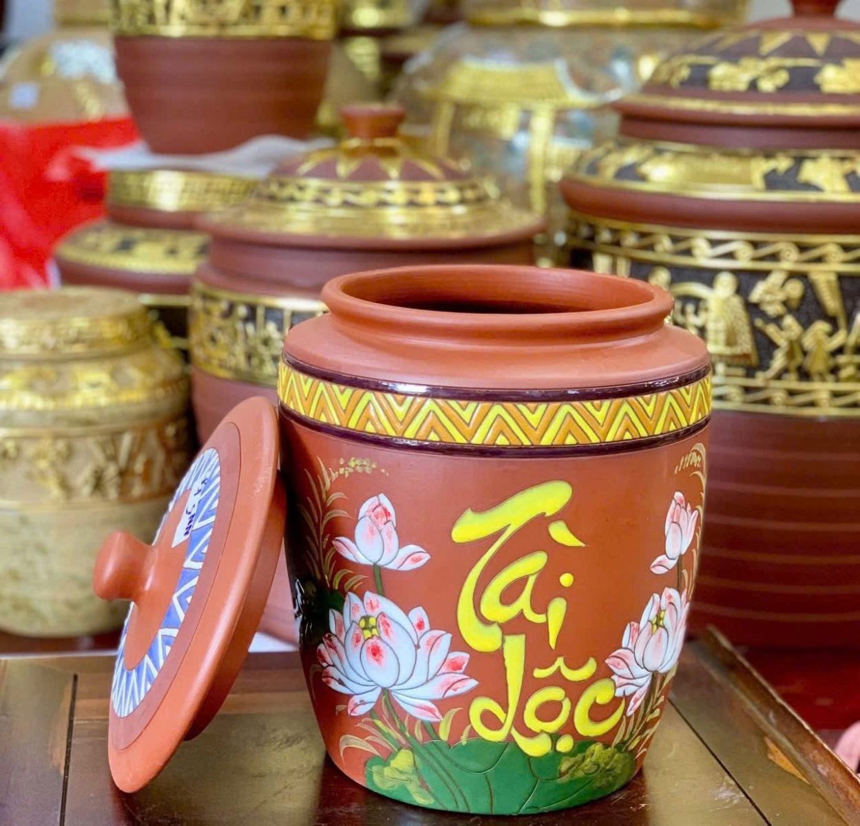 hủ đựng gạo