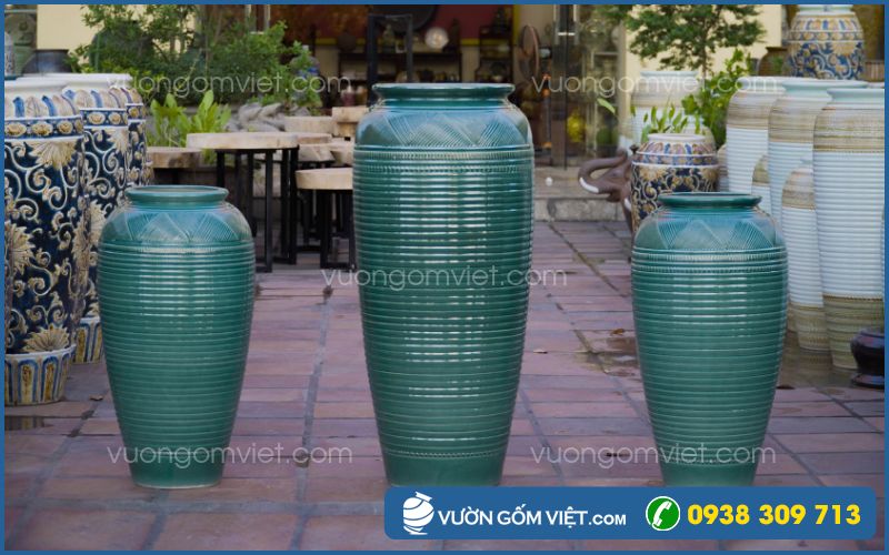 lu nước phong thủy họa tiết vân kẻ ngang men màu xanh đậm 