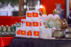 Quy trình đặt sản xuất quà tặng gốm sứ in logo cuối năm cho doanh nghiệp